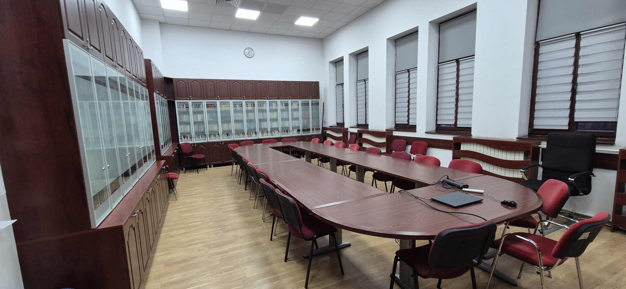 Corp A UAIC, Bulevardul Carol I, nr. 11, Sala Vespasian Pella (susținere rapoarte de cercetare, referate, cursuri, activități îndrumare etc.) 2